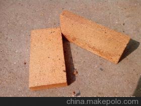 供应平半枚耐火砖及其他优质防火耐火材料——长兴县李家巷宏伟耐火材料厂